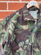 Charger l&#39;image dans la galerie, Genuine British Army DPM Camouflaged Combat Smock Jacket - Size 180/96
