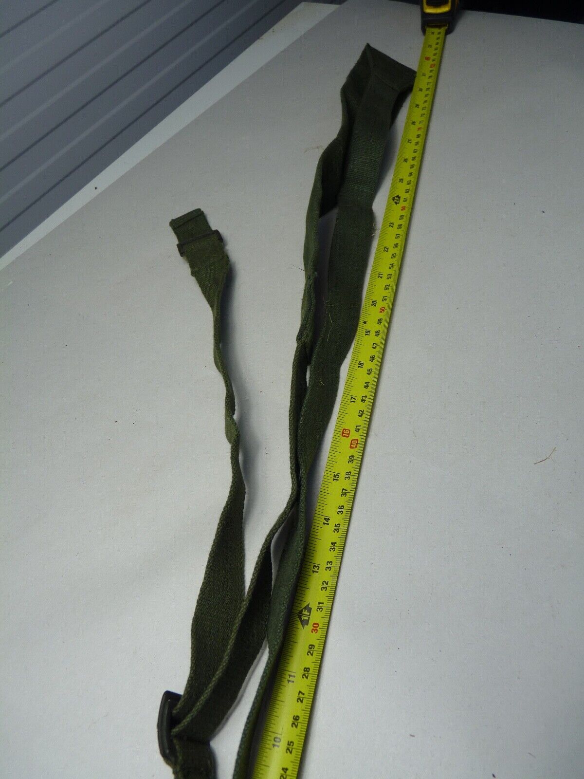 Original WW2 British Army 44 Pattern Shoulder / Extended Equipment Strap - 1945 - The Militaria Shop
