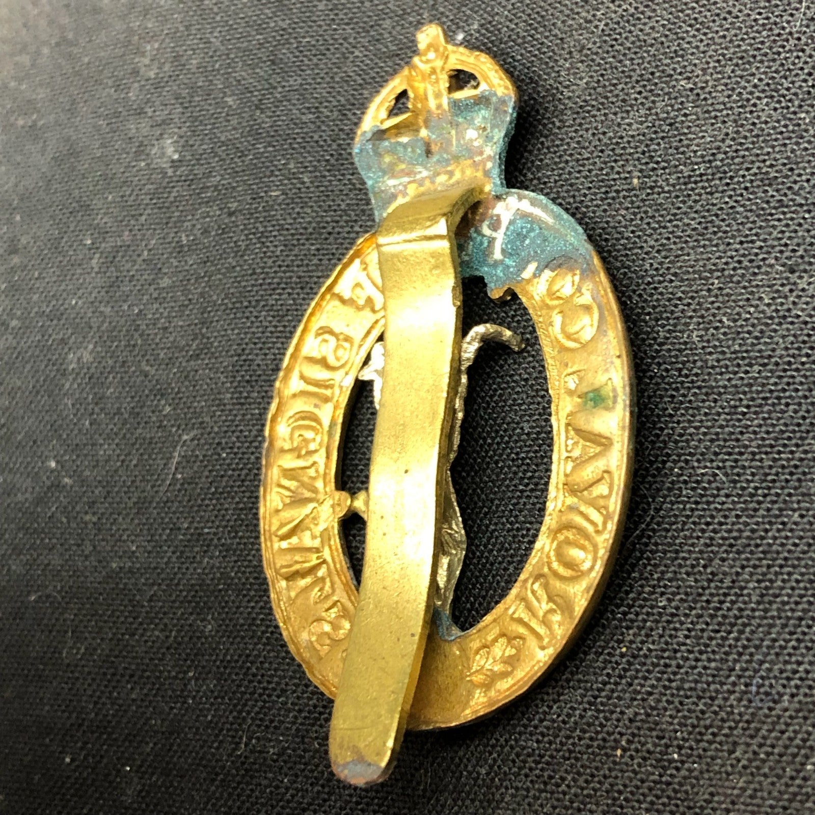 Original British Army Cap Badge - Royal Corps of Signals - The Militaria Shop