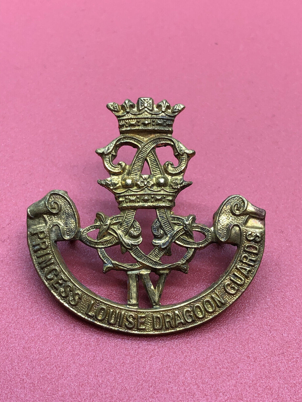 Original WW2 Canadian Army 4th Princess Louise Dragoon Guards Cap Badge