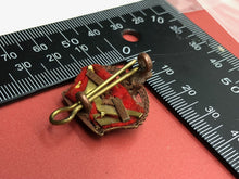 Load image into Gallery viewer, Original WW1/WW2 British Army Majors Shoulder Rank Pip Crown
