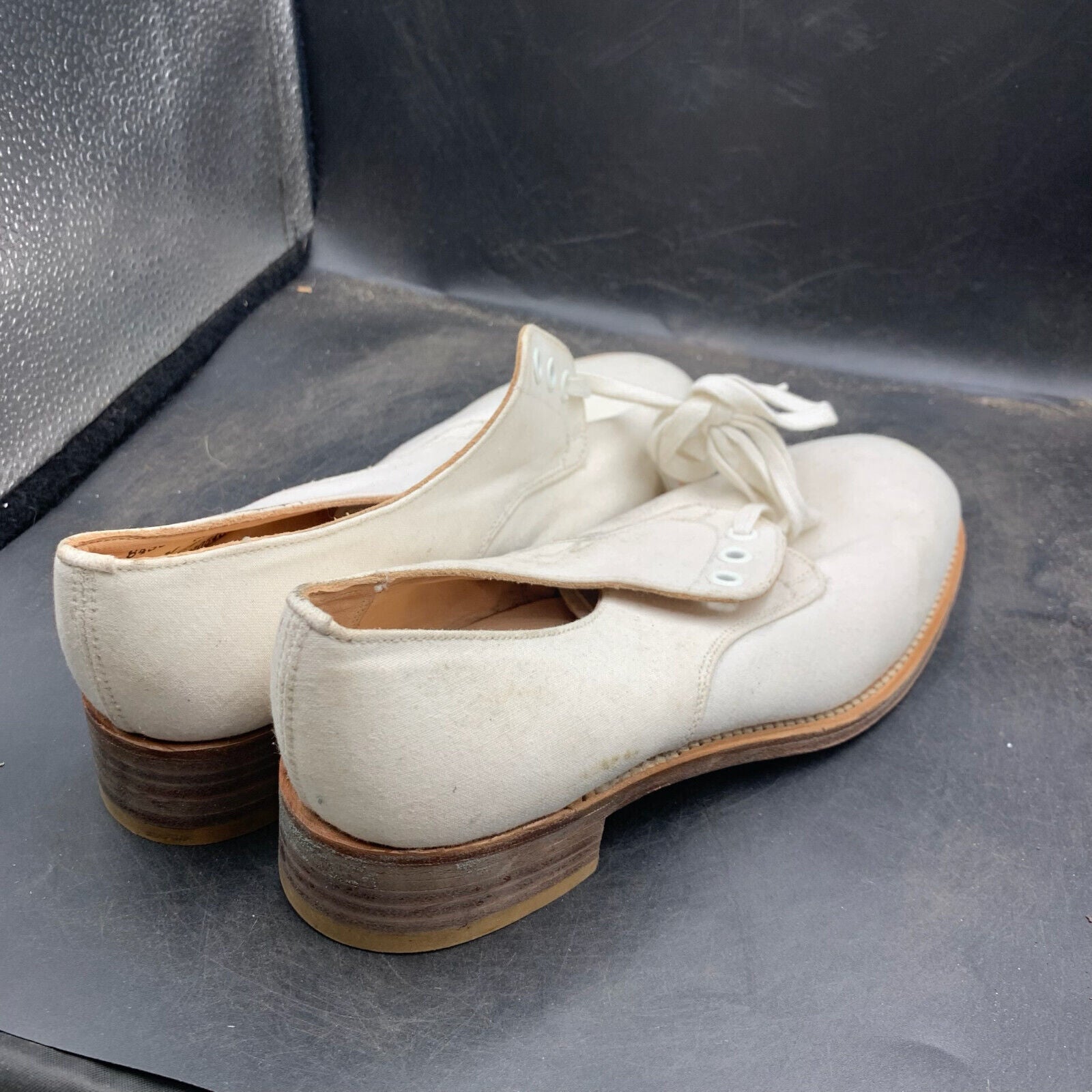 Genuine British Army Summer White Dress Shoes - Size 230 - Approx UK 4.5 - The Militaria Shop