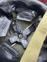 Load image into Gallery viewer, Image #18
