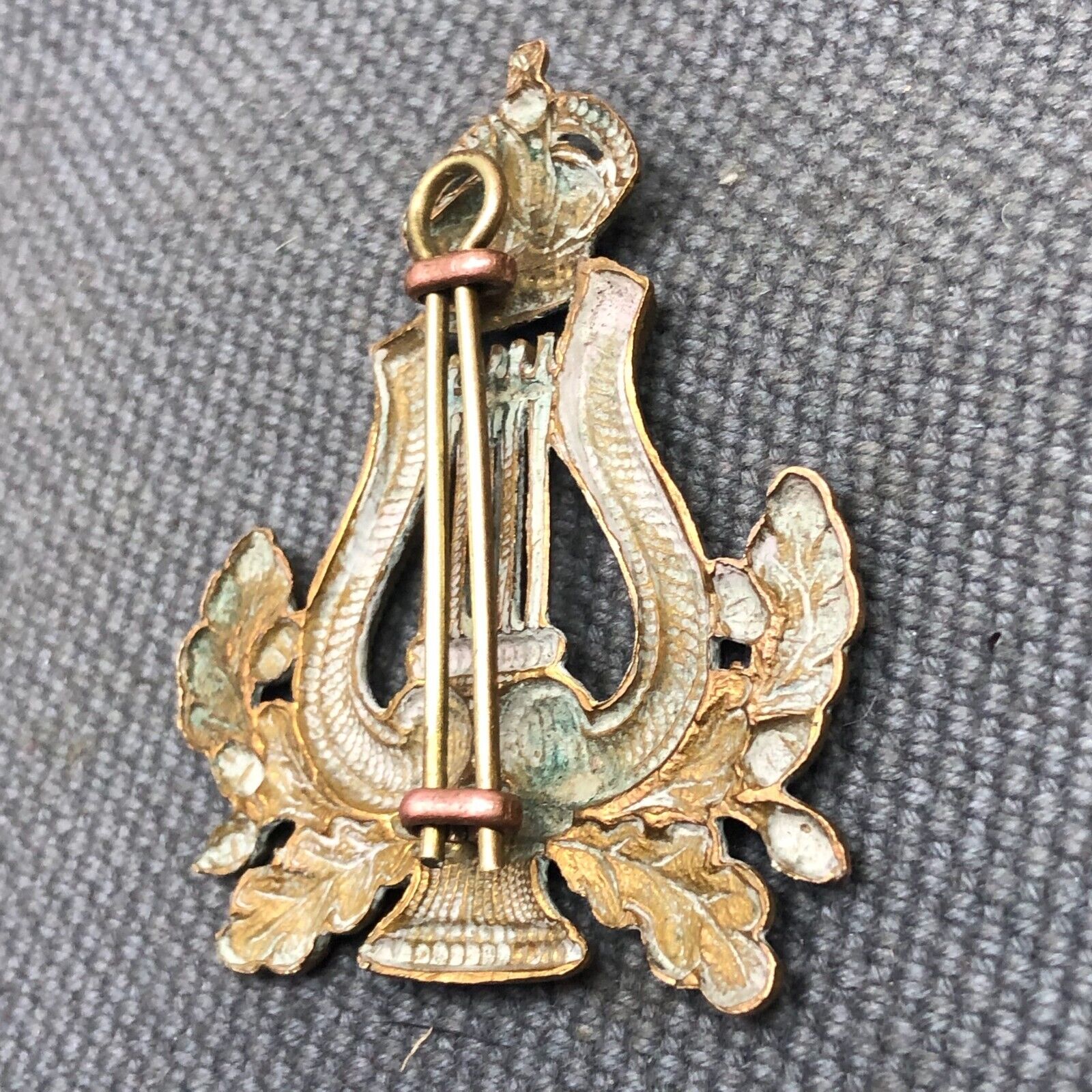 Original WW2 British Army Cap Badge - Army Musician / Bandsman - The Militaria Shop