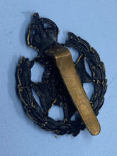 Load image into Gallery viewer, Original WW1 British Army 19th County of London Regiment Cap Badge
