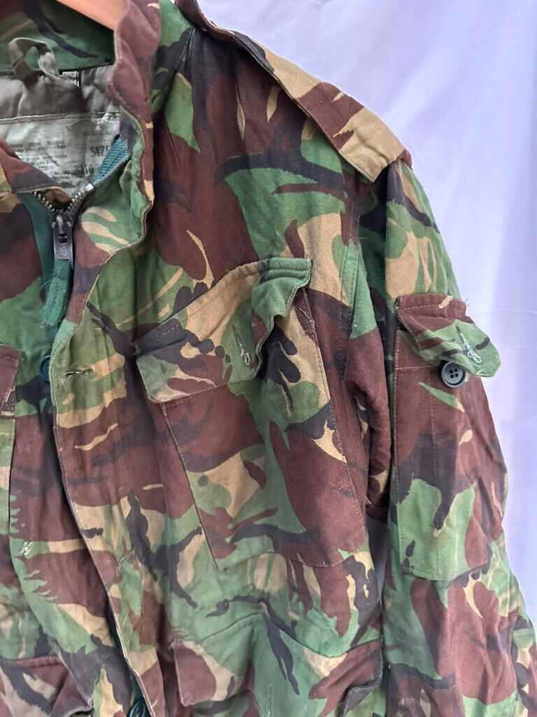 Genuine British Army Surplus DPM Camouflaged 1968 Pattern Smock - Size 36" Chest - The Militaria Shop