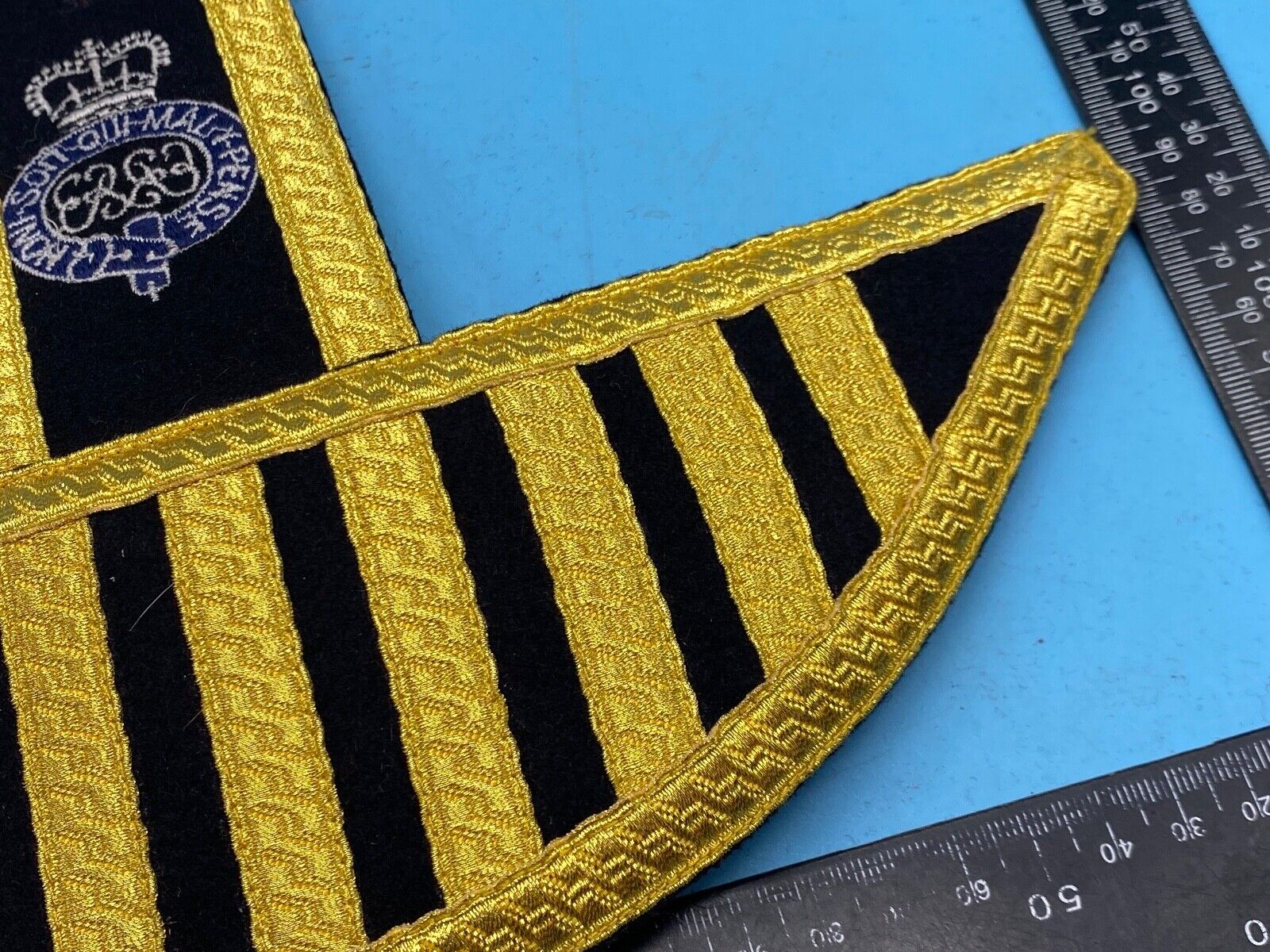 Original Single British Army Grenadier Guards Bandsman's Epaulette / Wing - The Militaria Shop