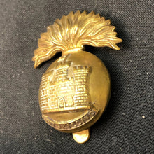 Lade das Bild in den Galerie-Viewer, Original WW2 British Army Cap Badge - Royal Inniskilling Fusiliers - The Militaria Shop
