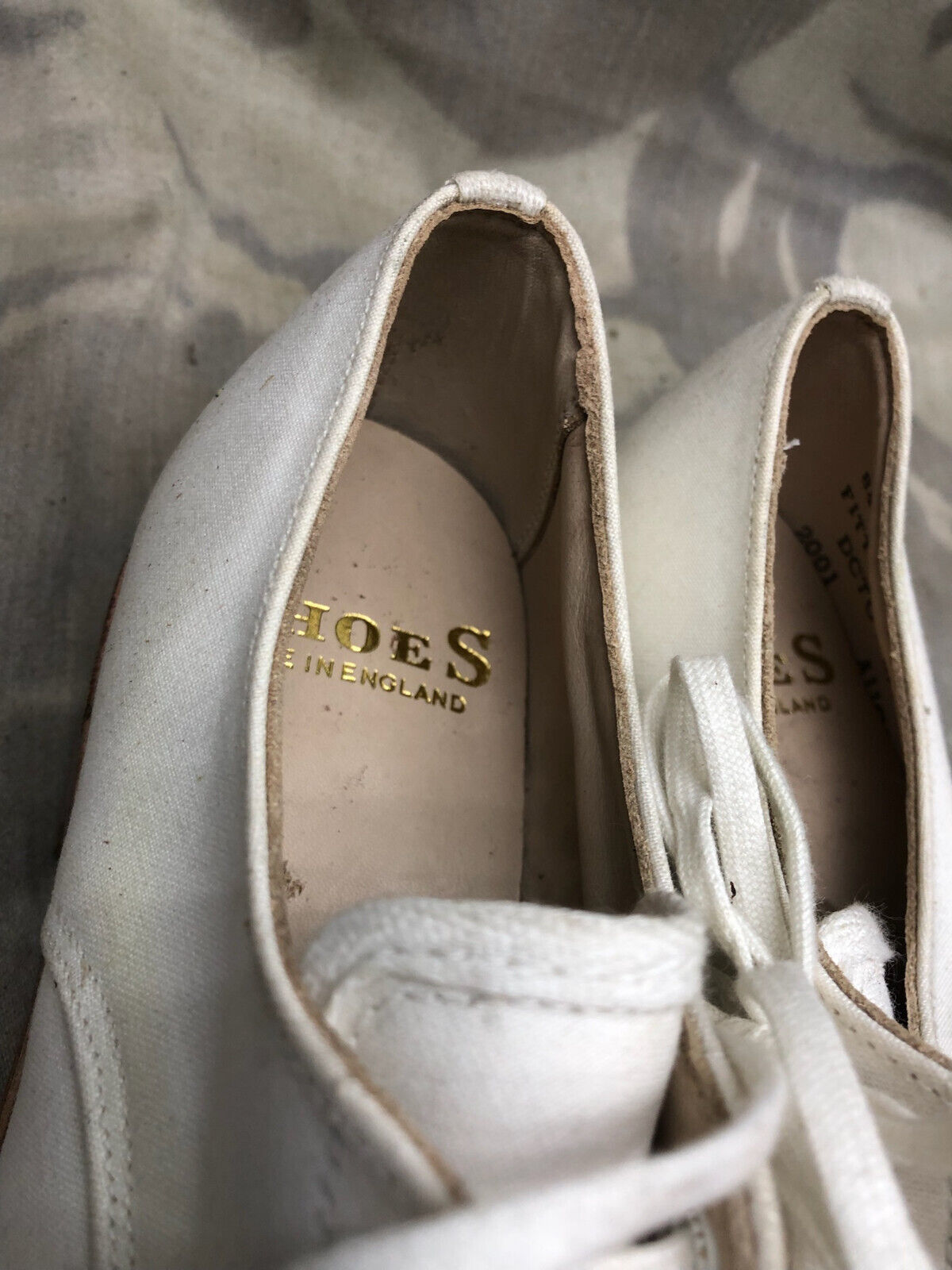 Genuine British Army Women's White Summer Shoes - WW2 Pattern - Size UK 3 S - The Militaria Shop