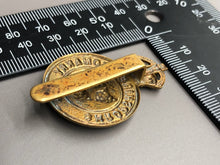 Load image into Gallery viewer, Original WW1 British Army Shropshire Yeomanry Cap Badge
