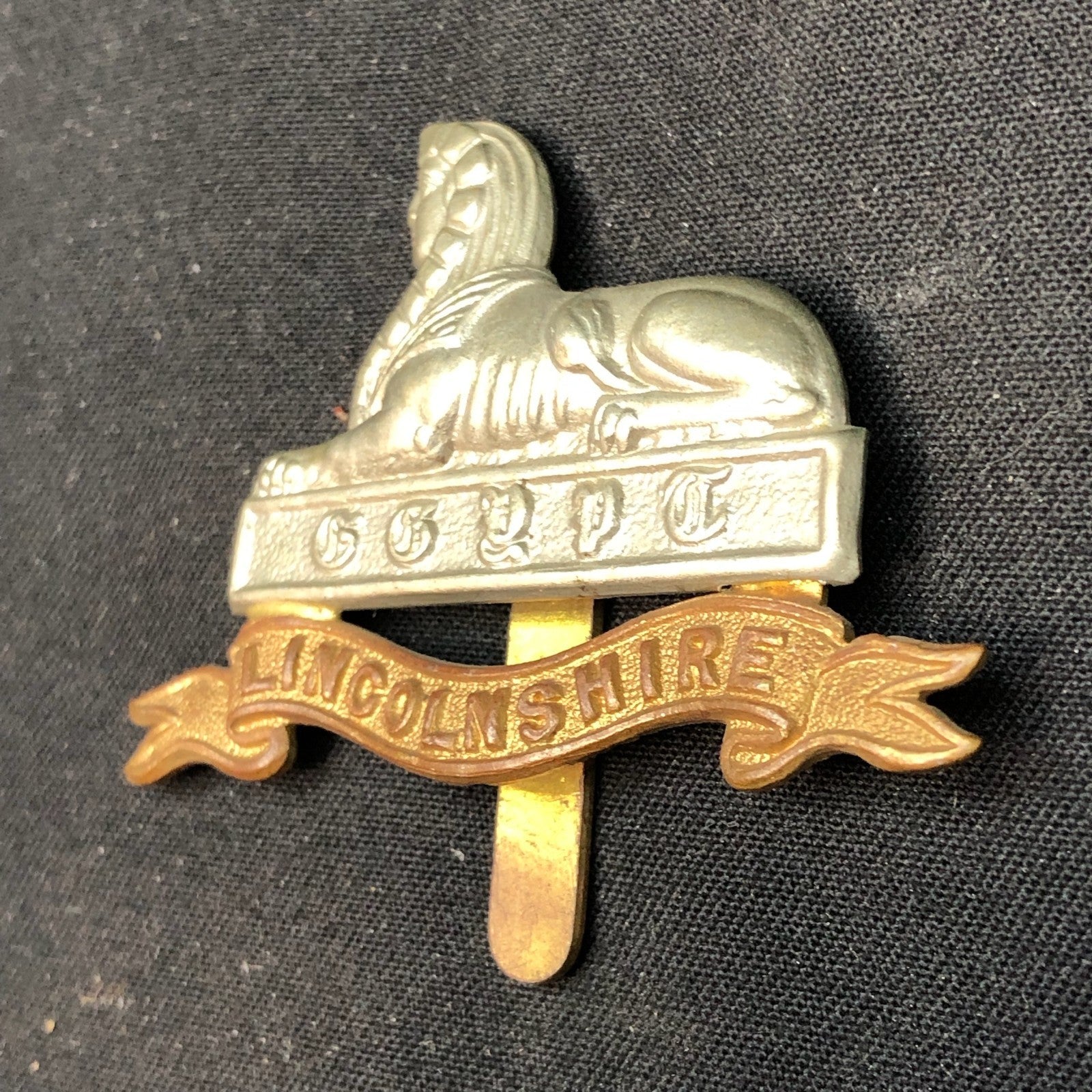 Original WW2 British Army Cap Badge - Royal Lincolnshire Regiment - The Militaria Shop