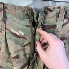 Lade das Bild in den Galerie-Viewer, Genuine British Army MTP Camouflaged Warm Weather Combat Trousers - 80/80/96
