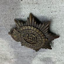 Load image into Gallery viewer, Original WW1 British Army Serice Corps ASC Cap Badge - Officers Bronze
