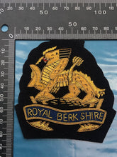 Load image into Gallery viewer, British Army Bullion Embroidered Blazer Badge - Royal Berkshire
