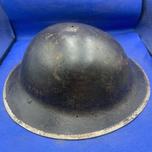 Charger l&#39;image dans la galerie, Original WW2 Mk2 British Army Brodie Combat Helmet
