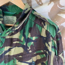 Lade das Bild in den Galerie-Viewer, Genuine British Army Smock Combat Jungle DPM Camouflage - Size 170/96
