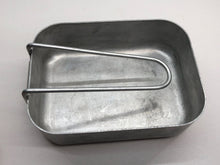 Lade das Bild in den Galerie-Viewer, Army Issue Alloy Mess Tin
