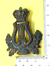 Load image into Gallery viewer, Original British Army - Victorian Crown Musicians Badge
