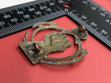 Load image into Gallery viewer, Original WW2 British Army Royal Armoured Corps Cap Badge
