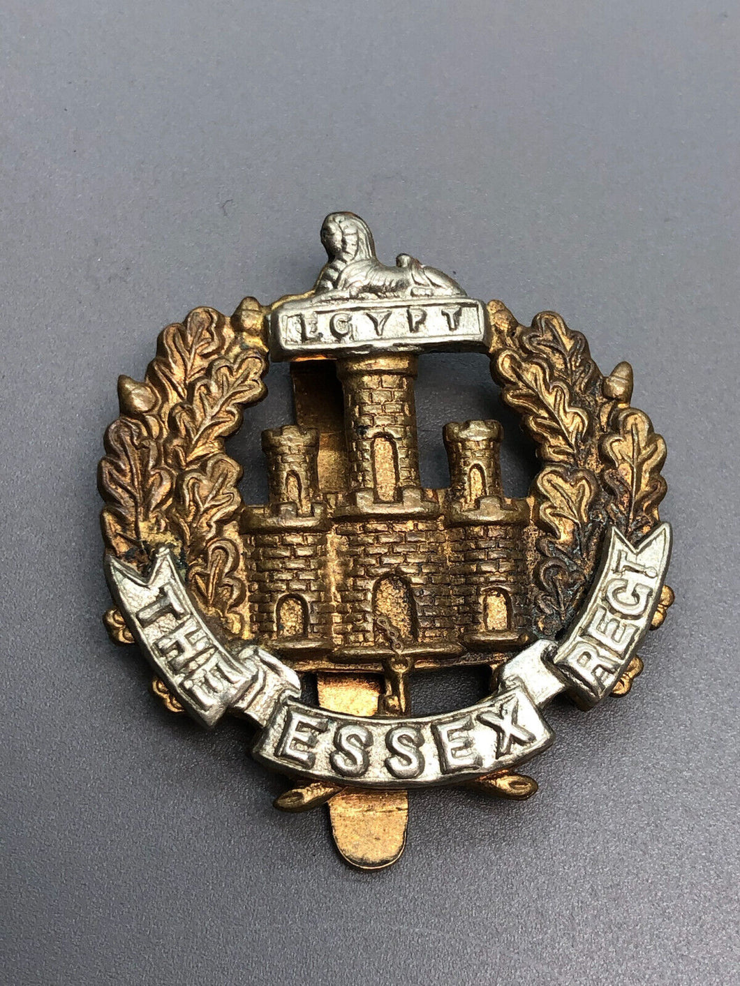 Original WW2 British Army The Essex Regiment Cap Badge