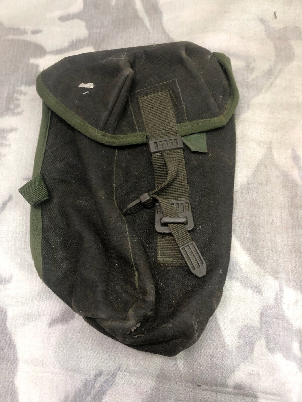 British Army OD Green Water Bottle Pouch 1980s/1990s era