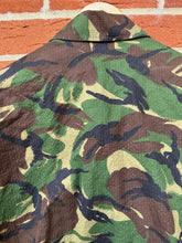 Charger l&#39;image dans la galerie, Genuine British Army DPM Camouflaged Combat Field Jacket - Size 190/104
