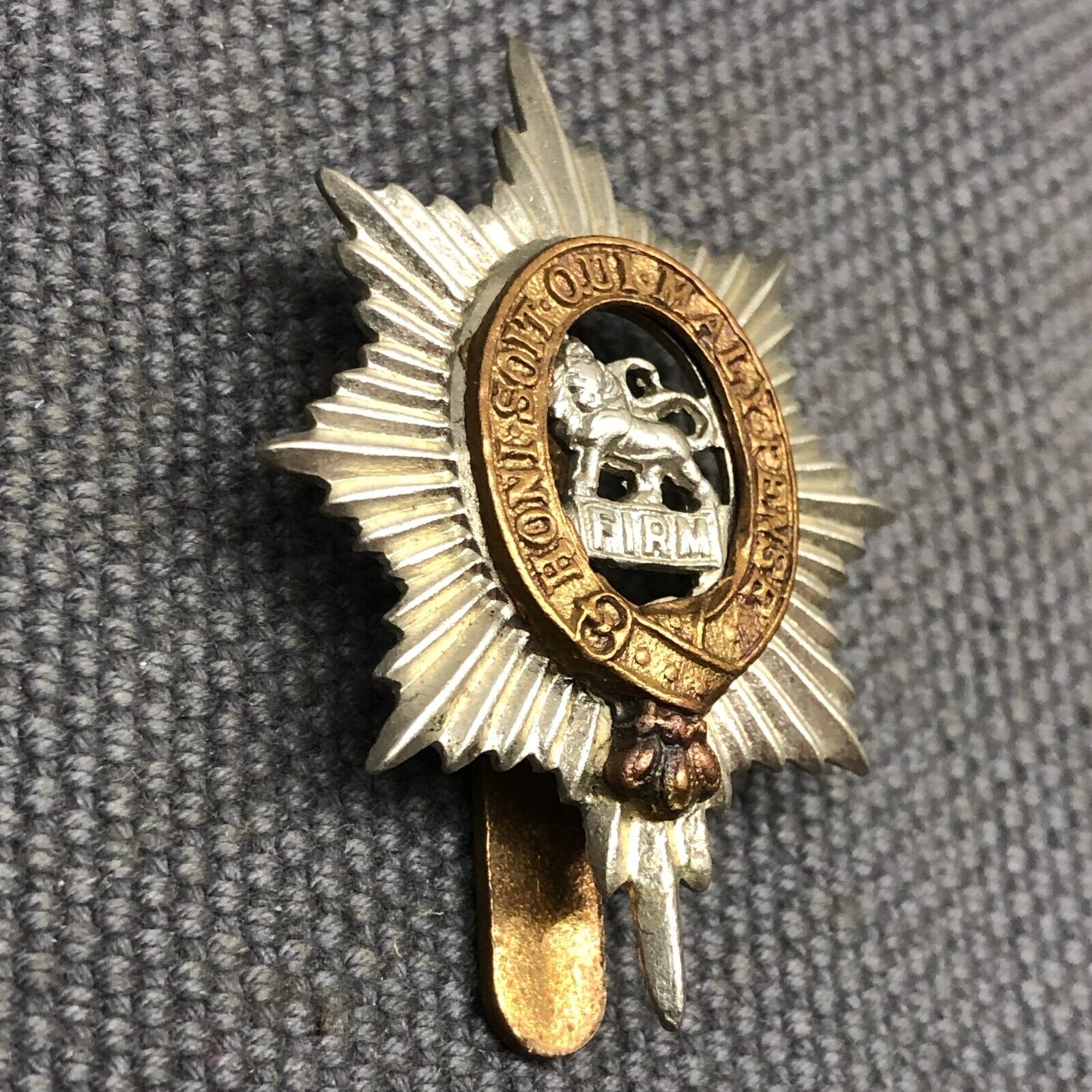Original WW2 British Army Cap Badge - Worcestershire Regiment - The Militaria Shop