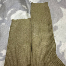 Lade das Bild in den Galerie-Viewer, Originale, khakifarbene Wollsocken für Offiziere der Britischen Armee aus dem 2. Weltkrieg, neu und aus altem Lagerbestand, verschiedene Größen 
