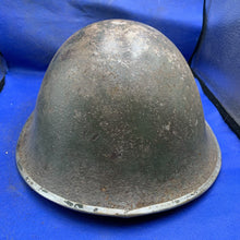 Load image into Gallery viewer, Original WW2 British/Canadian Army Mk3 Combat Helmet
