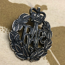 Lade das Bild in den Galerie-Viewer, Image #3
