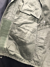 Load image into Gallery viewer, Vintage Belgian Army Nato M-64 Field Jacket Smock - Seyntex - Size 165/90 - The Militaria Shop
