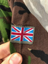 Load image into Gallery viewer, Genuine British Army DPM Camouflaged Combat Jacket Smock - 170/88
