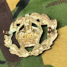 Lade das Bild in den Galerie-Viewer, Original British Army WW2 Sleeve Badge - Warrant Officer Class 2 - The Militaria Shop
