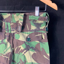 Charger l&#39;image dans la galerie, Genuine British Army DPM Combat Trousers - 76/80/96
