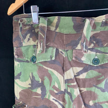 Charger l&#39;image dans la galerie, Genuine British Army DPM Combat Trousers - Size 82/80/96
