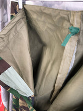 Load image into Gallery viewer, Genuine British Army DPM Waterproof Trousers - Size 180/104
