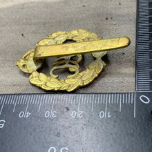 Load image into Gallery viewer, Original WW2 British Army Royal Armoured Corps Cap Badge
