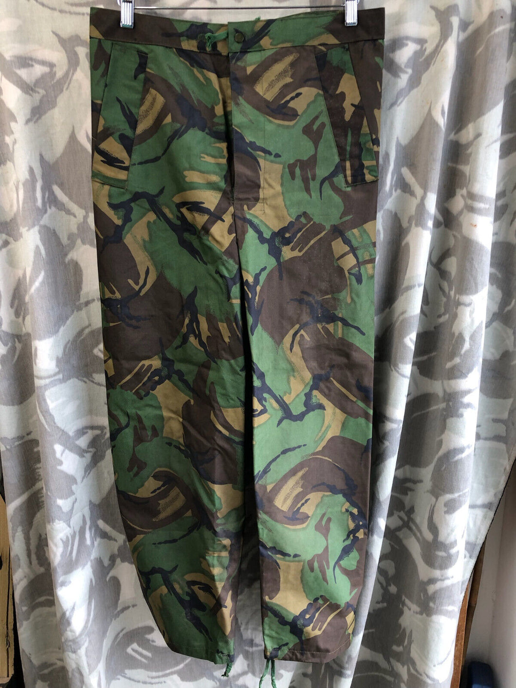 Genuine British Army DPM Camouflage Waterproof Trousers - Leg 70cm Waist 80cm