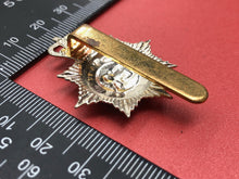 Load image into Gallery viewer, The Duke of Cambridge&#39;s Yeomanry &quot;QC&quot; ~ Genuine British Army Military Cap Badge
