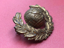 Load image into Gallery viewer, Original WW2 British Royal Navy Collar Badge - Royal Marines
