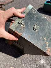 Load image into Gallery viewer, Image #21
