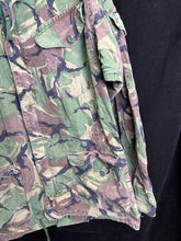 Load image into Gallery viewer, Surplus British Army 68 Pat Woodland DPM Smock Combat Jacket -Size 7 - The Militaria Shop
