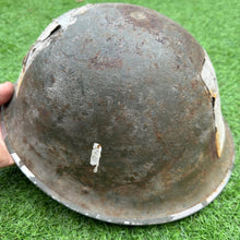 Charger l&#39;image dans la galerie, Genuine British Army Mk4 Combat Turtle Helmet &amp; Liner - Untouched Original
