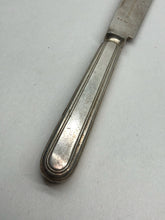 Lade das Bild in den Galerie-Viewer, Original WW2 British Army Royal Artillery Officers Mess Cutlery Fish Knife
