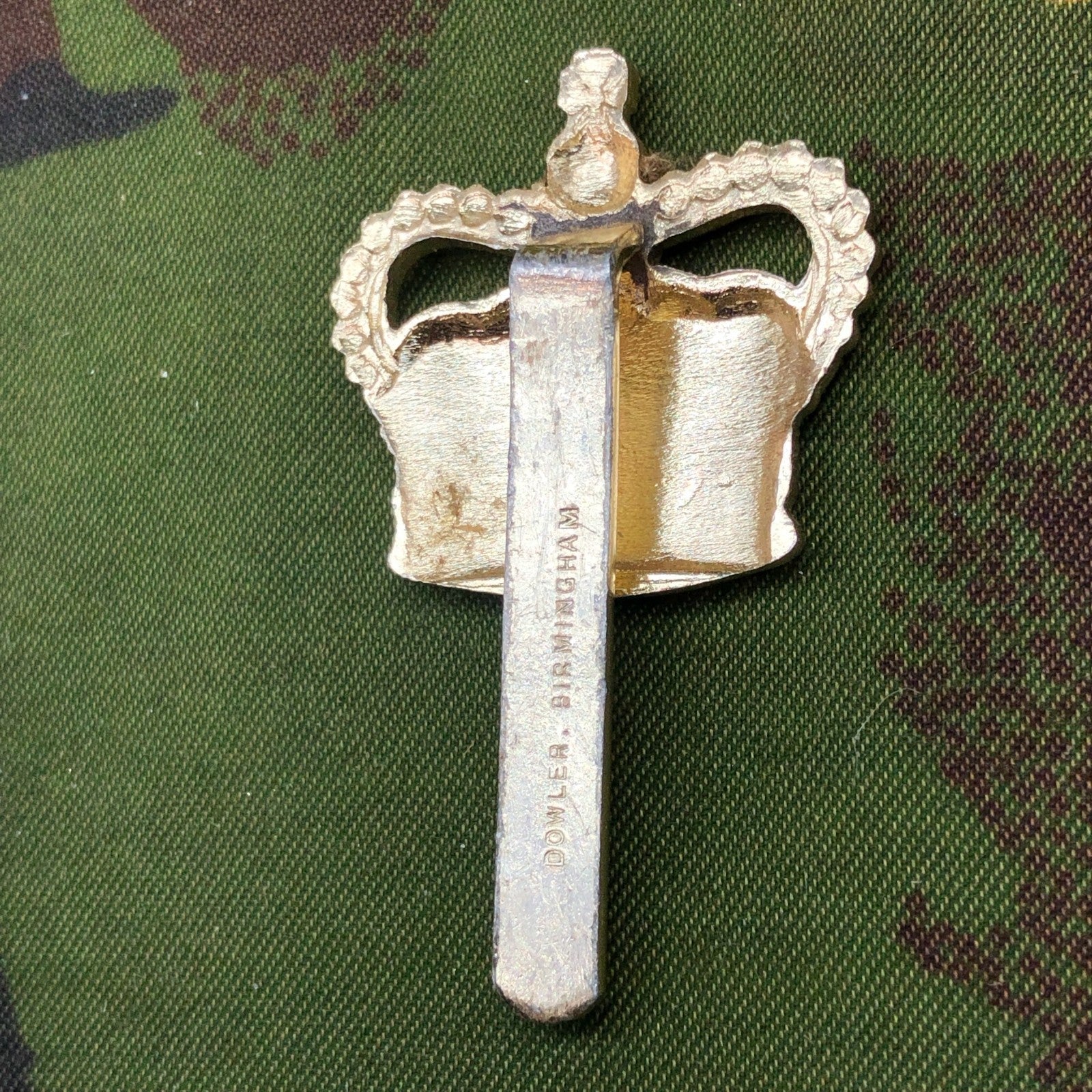 Original British Staybrite Army Cap Badge Ministry of Defence Civilian Employee - The Militaria Shop