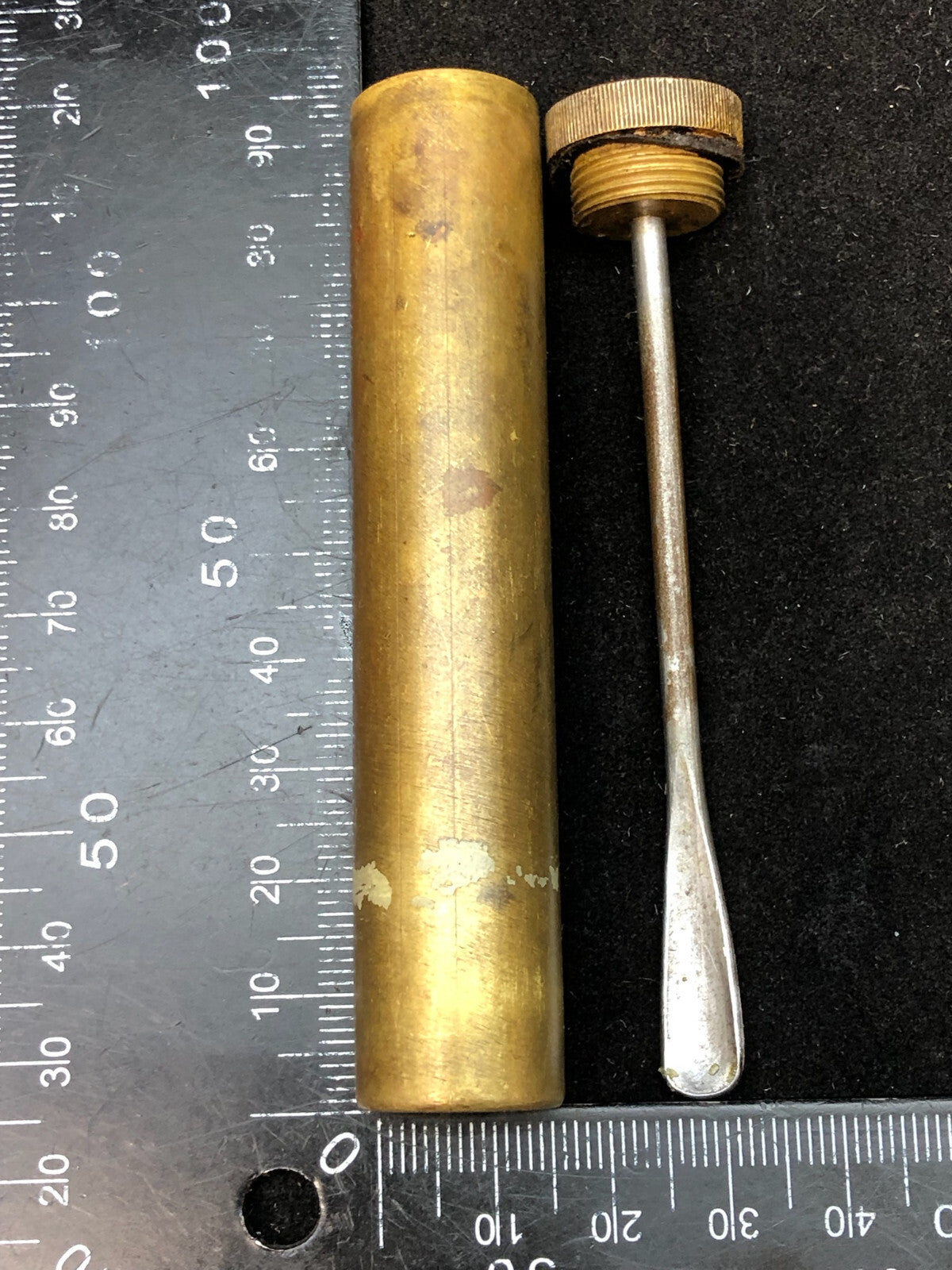 Original WW1 British Army SMLE Enfield Brass Oil Bottle - J.J.B Maker Marked - The Militaria Shop