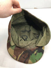 Charger l&#39;image dans la galerie, Original British Army 1968 68 Pattern Cold Weather Combat Camouflaged Cap Size 7
