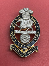 Charger l&#39;image dans la galerie, Genuine British Army Princess of Wales&#39;s Royal Regiment Cap Badge
