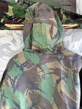 Lade das Bild in den Galerie-Viewer, Genuine British Army DPM Waterproof Jacket Smock - 180/100
