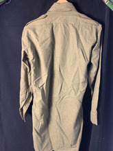 Charger l&#39;image dans la galerie, Original British Army Khaki Drill Combat Shirt - WW2 Pattern - 40&quot; Chest
